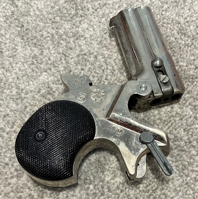 GT Derringer Starter Pistol. MK Guns