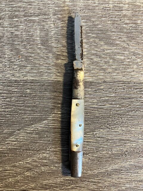 VINTAGE KNIFE COLLECTION.