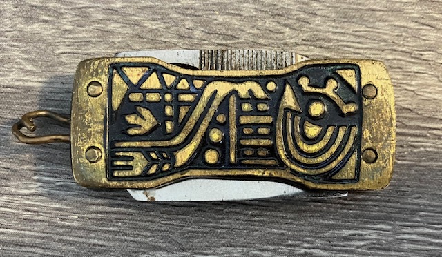 VINTAGE KNIFE COLLECTION.