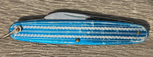 VINTAGE KNIFE COLLECTION.