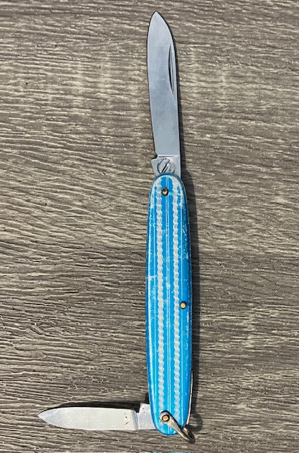 VINTAGE KNIFE COLLECTION.