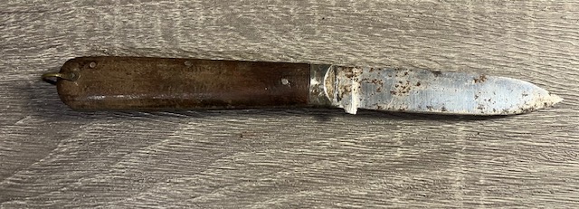 VINTAGE KNIFE COLLECTION.