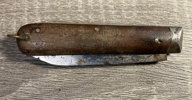 VINTAGE KNIFE COLLECTION.