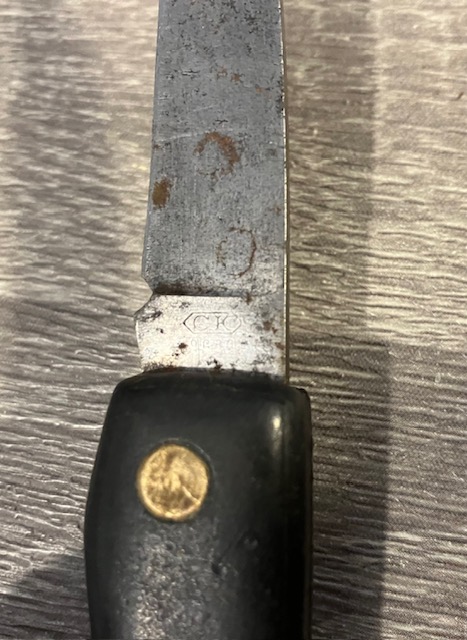 VINTAGE KNIFE COLLECTION.