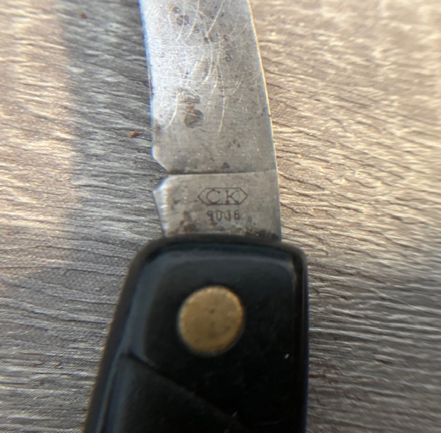 VINTAGE KNIFE COLLECTION.