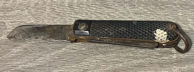 VINTAGE KNIFE COLLECTION.