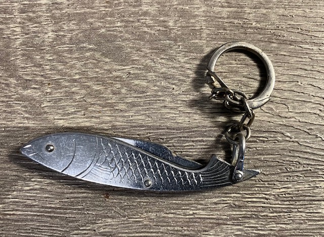 VINTAGE KNIFE COLLECTION.