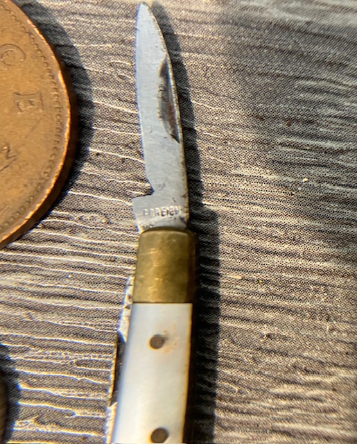 VINTAGE KNIFE COLLECTION.