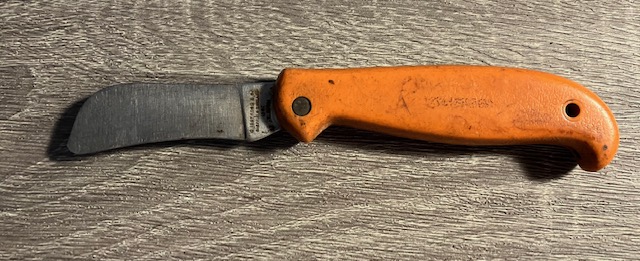 VINTAGE KNIFE COLLECTION.