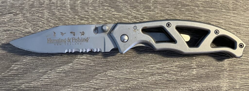 VINTAGE KNIFE COLLECTION.