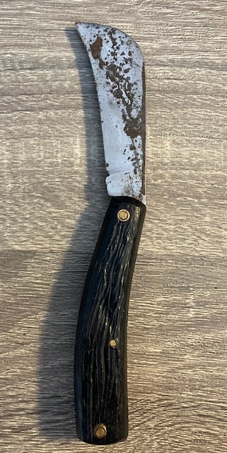 VINTAGE KNIFE COLLECTION.