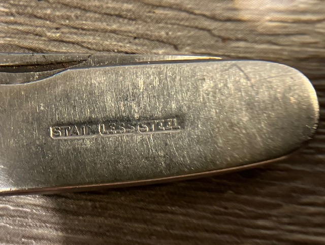 VINTAGE KNIFE COLLECTION.