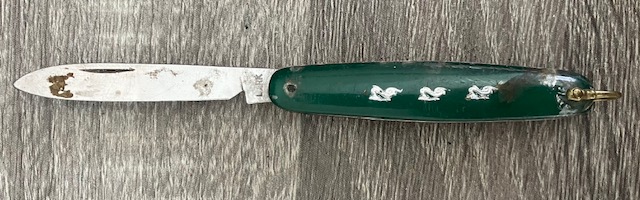 VINTAGE KNIFE COLLECTION.