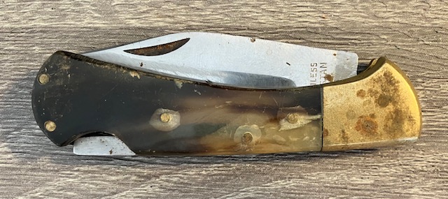 VINTAGE KNIFE COLLECTION.