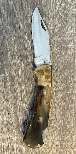 VINTAGE KNIFE COLLECTION.