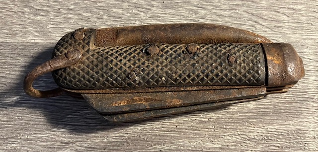 VINTAGE KNIFE COLLECTION.