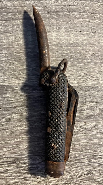 VINTAGE KNIFE COLLECTION.