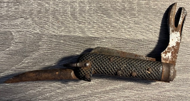 VINTAGE KNIFE COLLECTION.