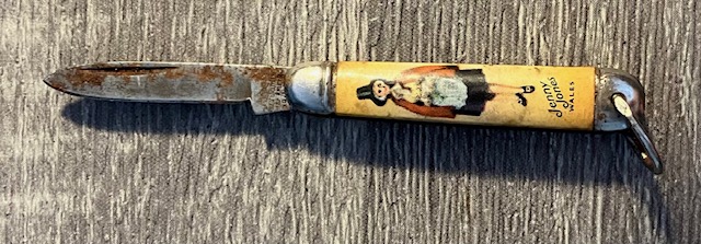 VINTAGE KNIFE COLLECTION.