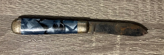 VINTAGE KNIFE COLLECTION.