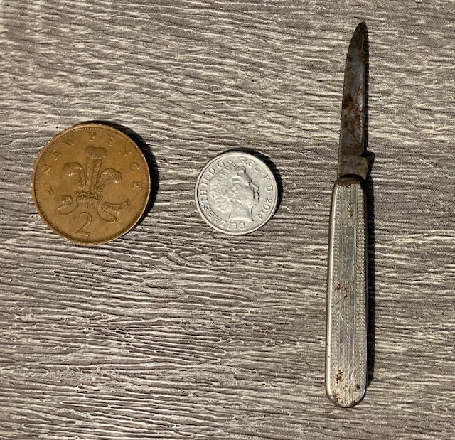 VINTAGE KNIFE COLLECTION.