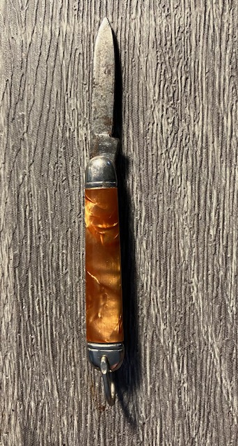 VINTAGE KNIFE COLLECTION.