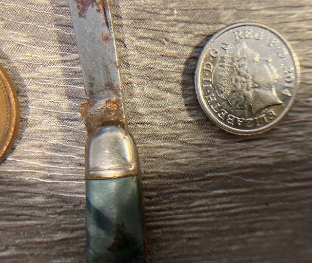 VINTAGE KNIFE COLLECTION.