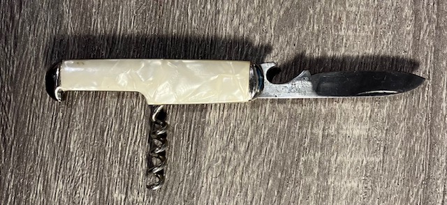 VINTAGE KNIFE COLLECTION.