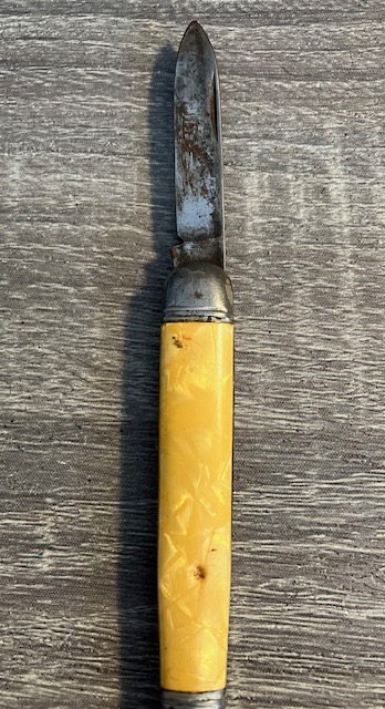 VINTAGE KNIFE COLLECTION.