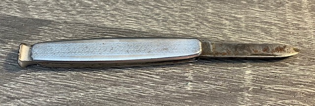 VINTAGE KNIFE COLLECTION.