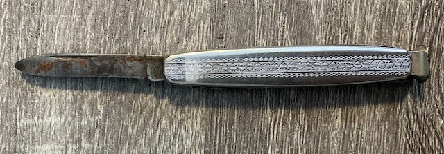 VINTAGE KNIFE COLLECTION.