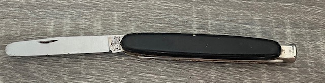 VINTAGE KNIFE COLLECTION.