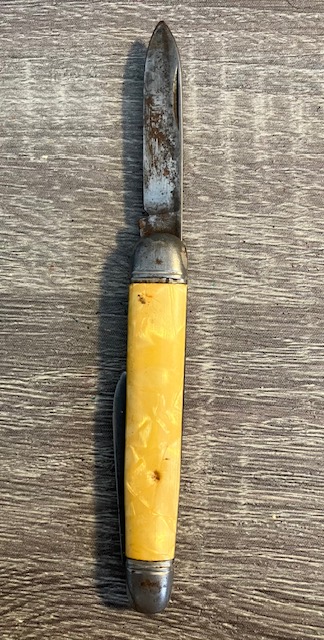 VINTAGE KNIFE COLLECTION.