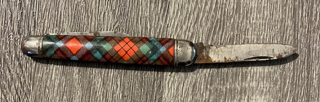 VINTAGE KNIFE COLLECTION.