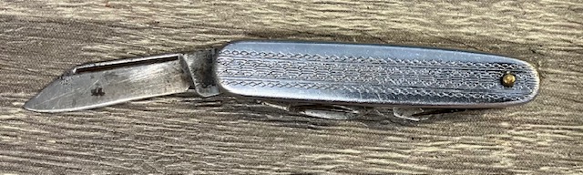 VINTAGE KNIFE COLLECTION.