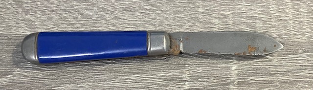 VINTAGE KNIFE COLLECTION.