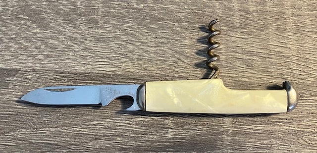 VINTAGE KNIFE COLLECTION.