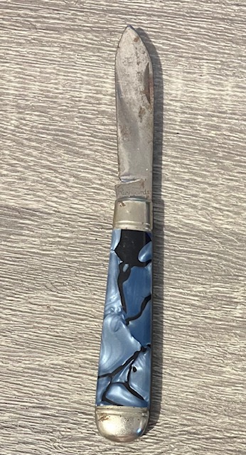 VINTAGE KNIFE COLLECTION.