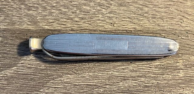 VINTAGE KNIFE COLLECTION.