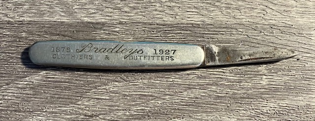 VINTAGE KNIFE COLLECTION.