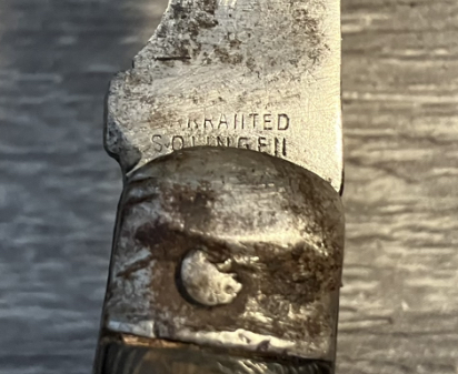 VINTAGE KNIFE COLLECTION.