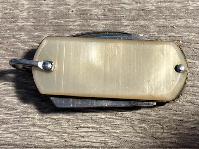 VINTAGE KNIFE COLLECTION.