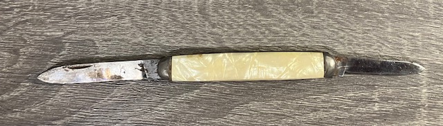 VINTAGE KNIFE COLLECTION.