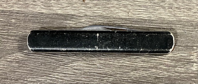 VINTAGE KNIFE COLLECTION.