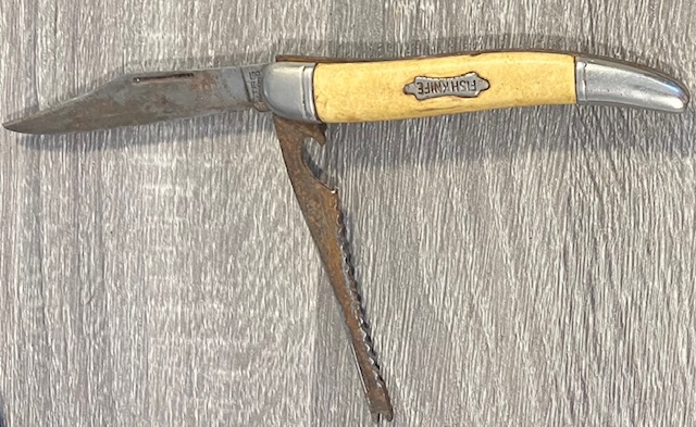 VINTAGE KNIFE COLLECTION.