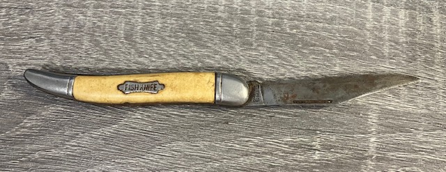 VINTAGE KNIFE COLLECTION.