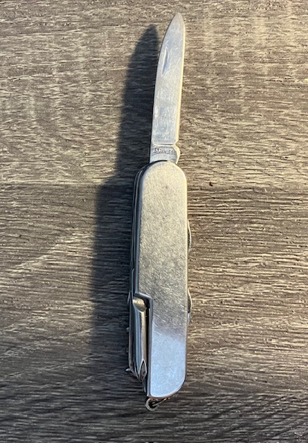 VINTAGE KNIFE COLLECTION.