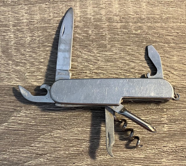 VINTAGE KNIFE COLLECTION.