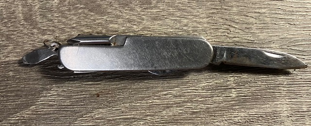 VINTAGE KNIFE COLLECTION.