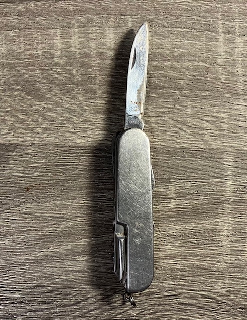 VINTAGE KNIFE COLLECTION.